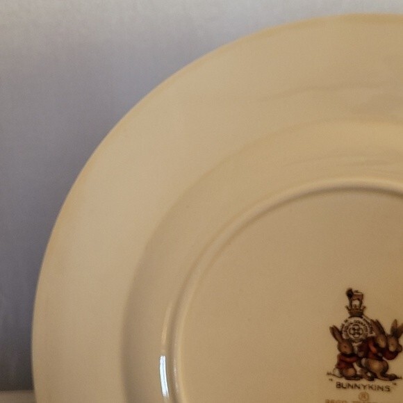 Bunnykins  Picnic by the Lake  Royal Doulton Barbara Vernon - Picture 10 of 13